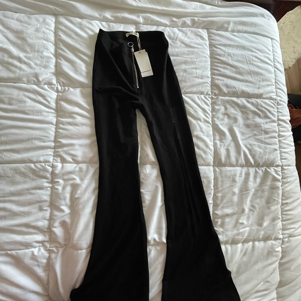 Fancy Yoga Pants with zipper - Fashion Nova